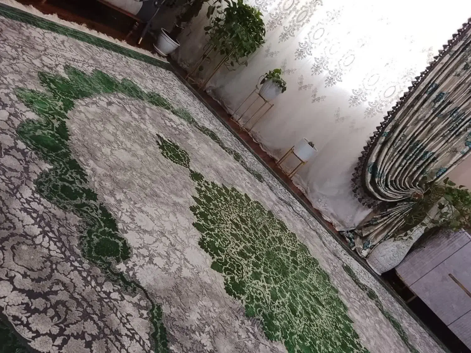 فرش 12متری 1200شانه تراکم 3600|فرش|قم, شهرک شهرداری|دیوار