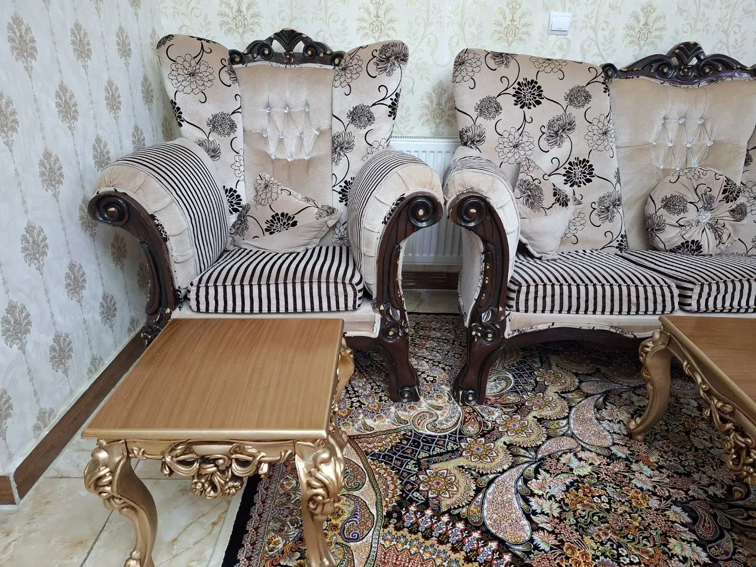 مبل ۷ نفره کلاسیک|مبلمان خانگی و میز عسلی|شاهدشهر, |دیوار