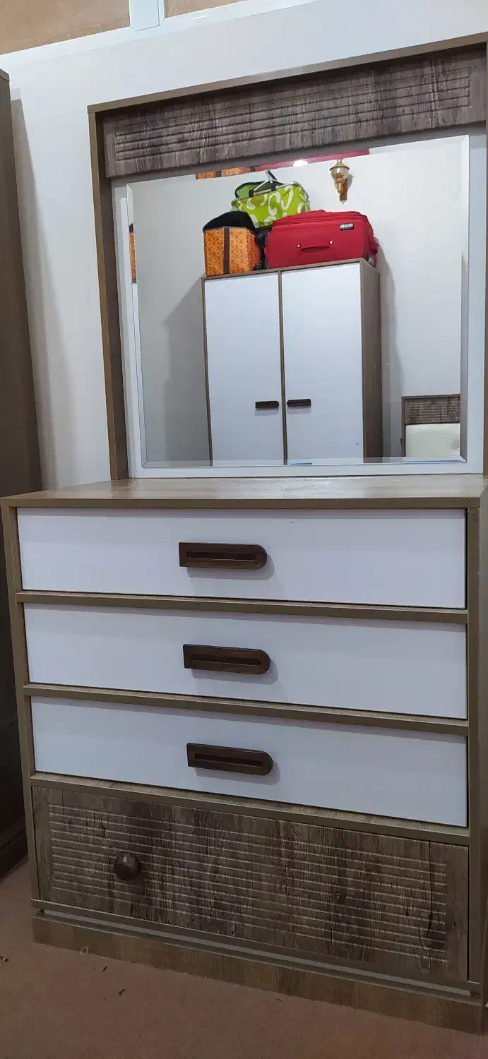 فروش سرویس اتاق خواب هفت تیکه|تخت و سرویس خواب|شهرکرد, |دیوار