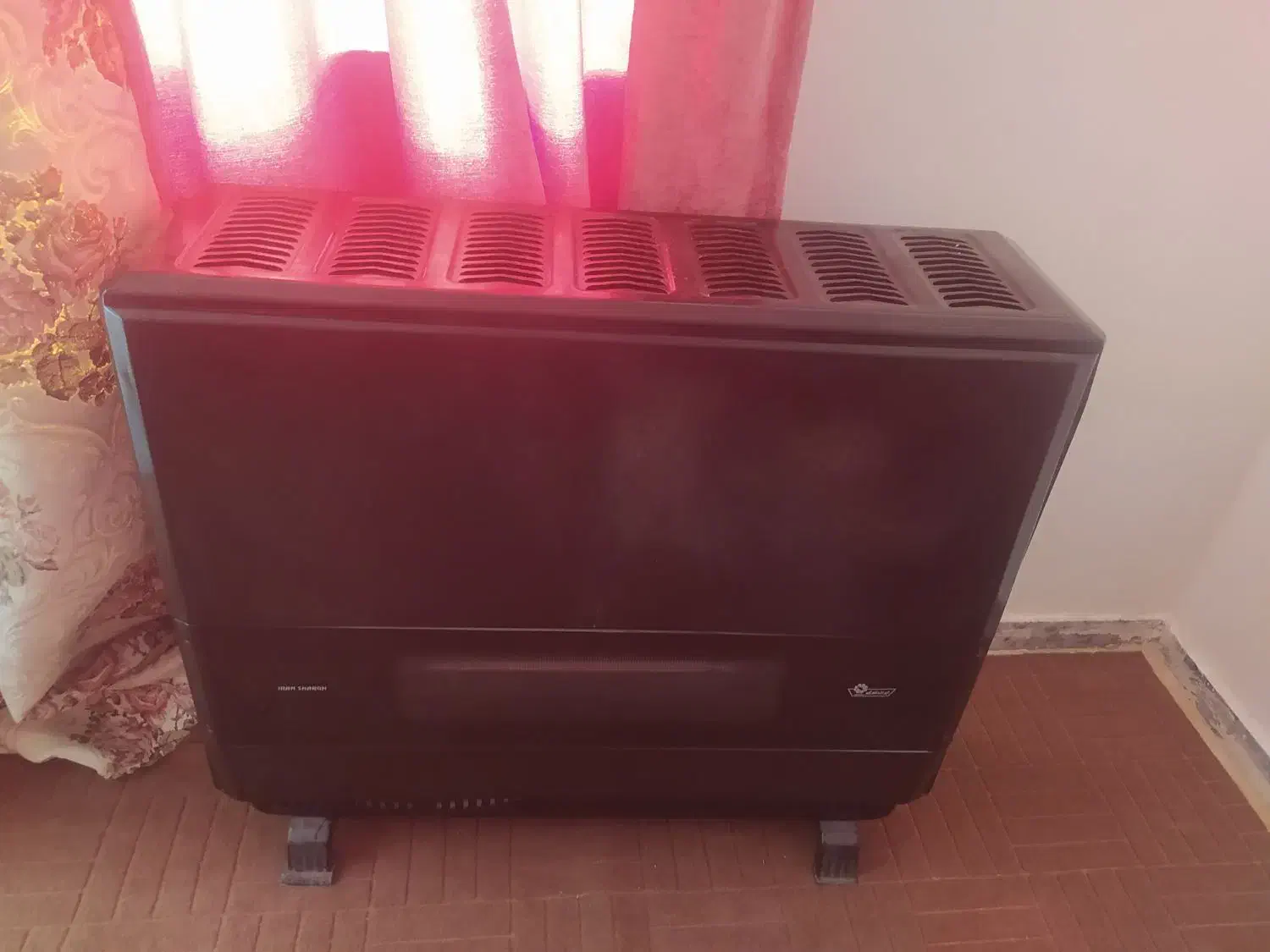 بخاری گازی دودکش دار کاملا سالم|بخاری، هیتر، شومینه|خرمشهر, |دیوار