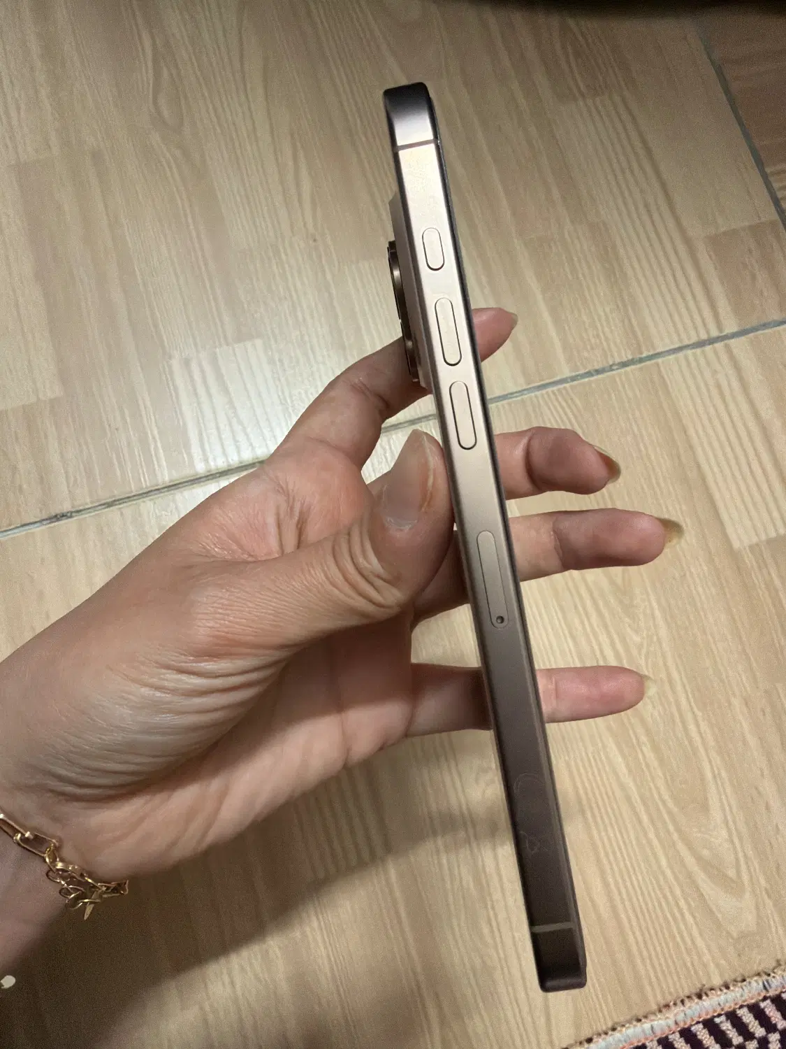 Iphone 16promax 256Gb|موبایل|ابریشم, |دیوار
