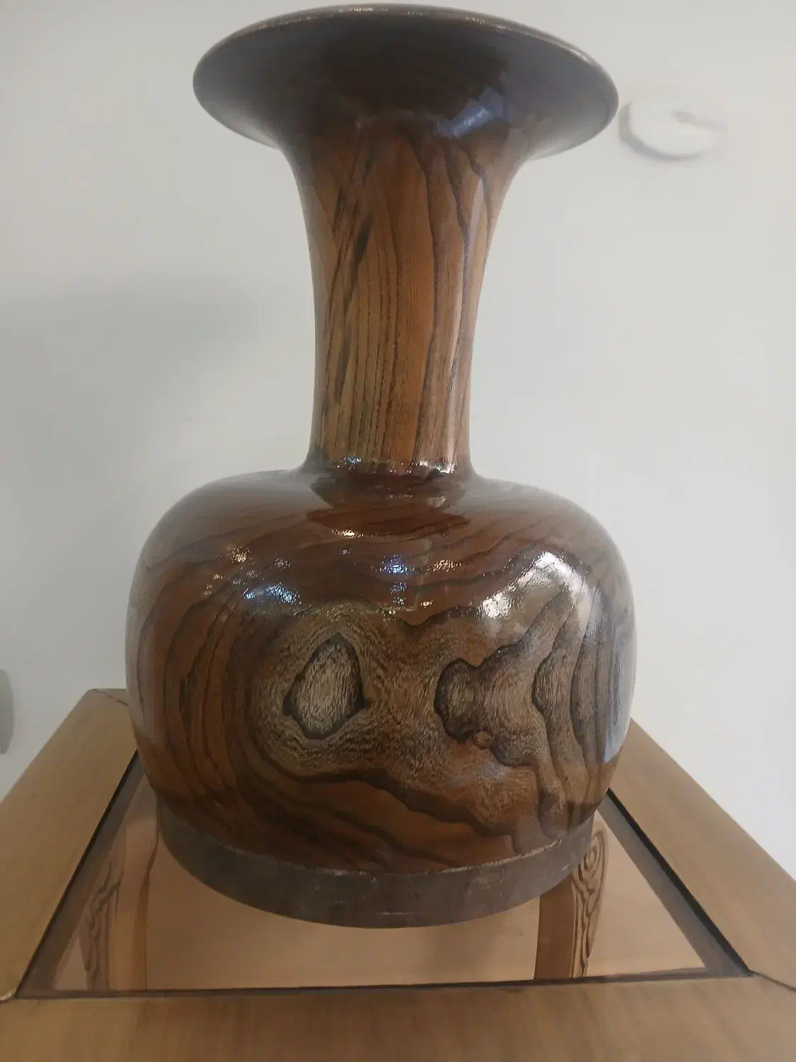 تمبک توت|سازهای سنتی|اصفهان, شیخ اشراق|دیوار