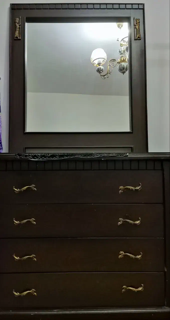 سرویس خواب دونفره|تخت و سرویس خواب|هشتگرد, هیو|دیوار