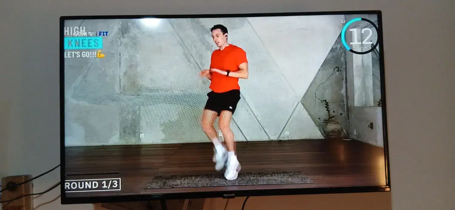 تلویزیون ۴۰|تلویزیون و پروژکتور|آمل, |دیوار