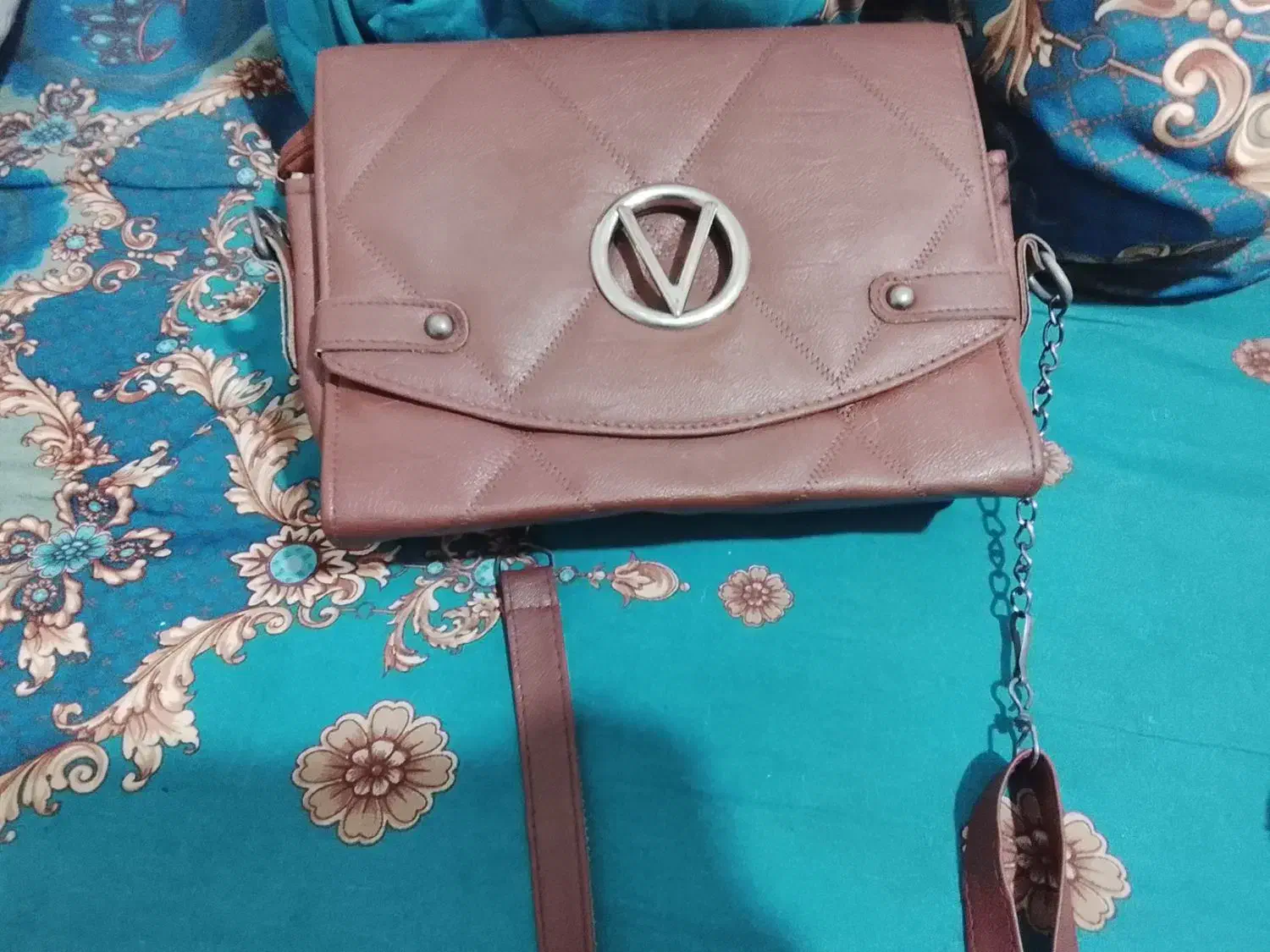 کیف ها همگی سالم هستن|کیف، کفش، کمربند|قرچک, ولی آباد|دیوار