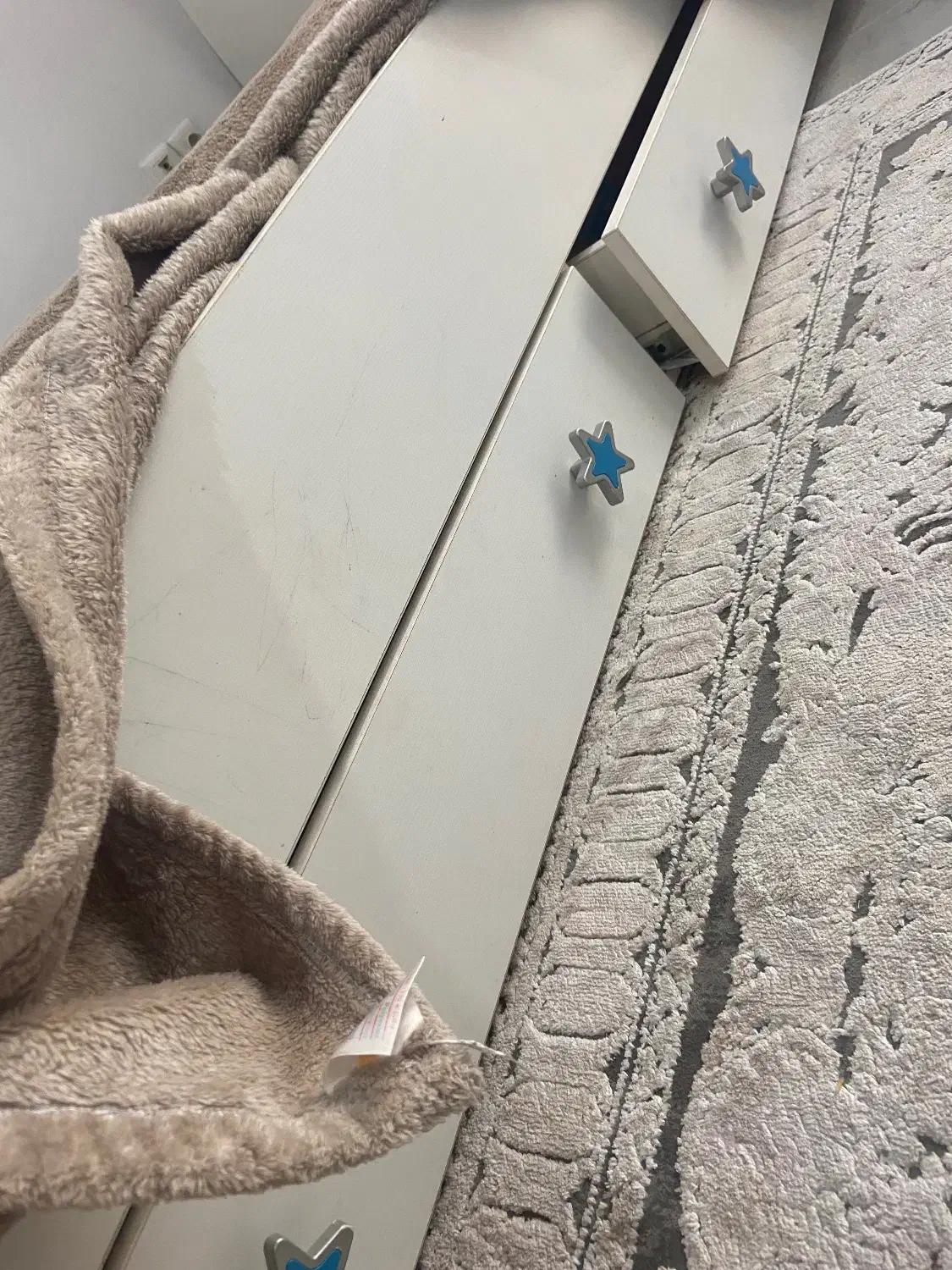 فروش فوری تخت و کمد کودک ونوجوان|تخت و صندلی بچه|نوشهر, |دیوار