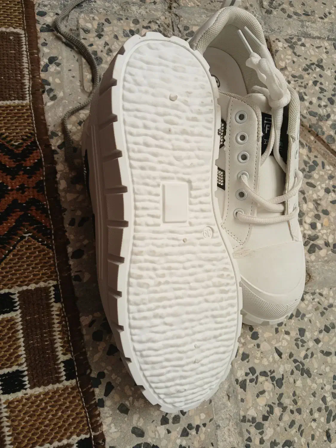 کفش اسپرت سایز ۳۹|کیف، کفش، کمربند|کامیاران, |دیوار