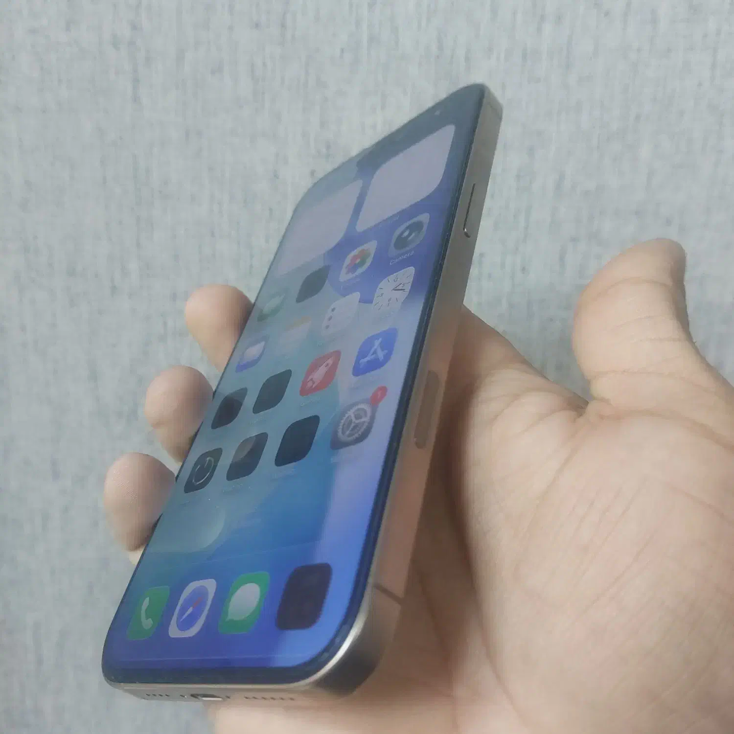 16 promax|موبایل|اصفهان, هزارجریب|دیوار