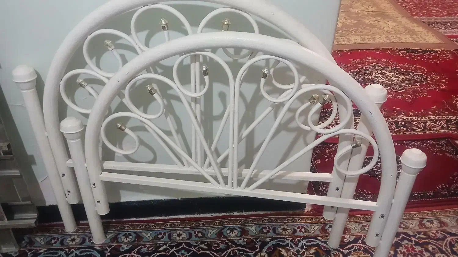 تخت یک نفره فلزی|تخت و سرویس خواب|کرمانشاه, |دیوار