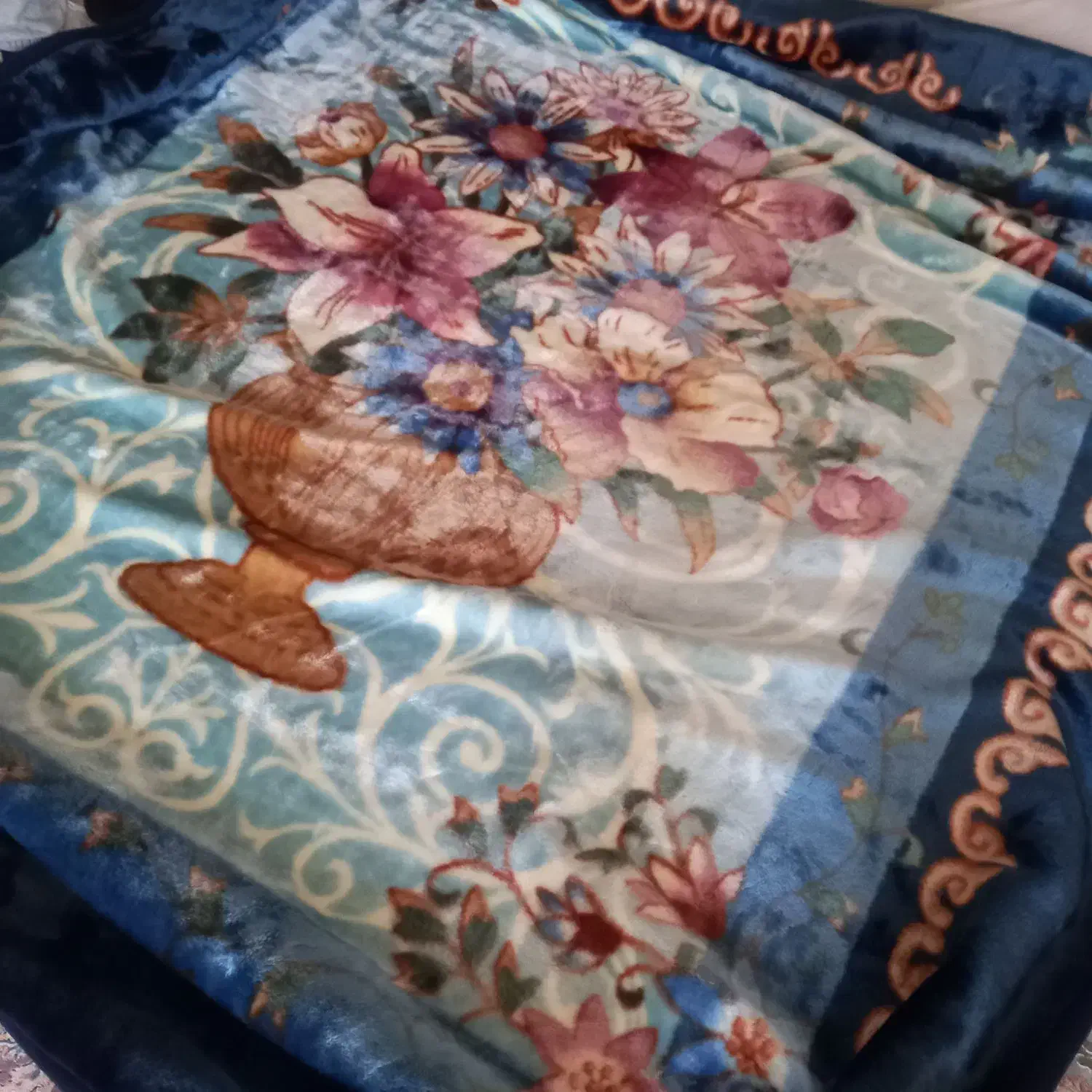 پتو نفره بزرگ|رختخواب، بالش، پتو|تبریز, |دیوار