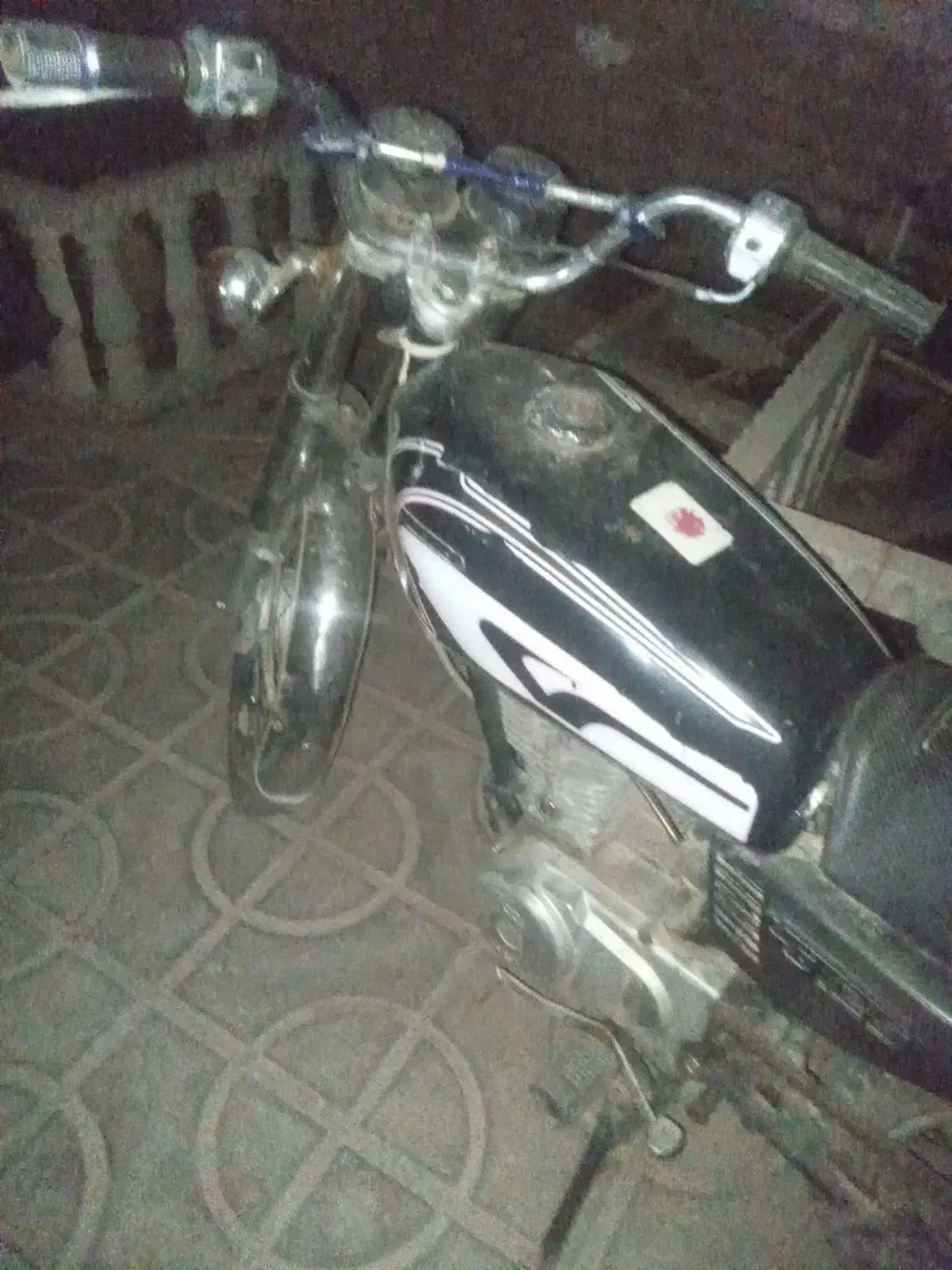 متورسیلکت|موتورسیکلت|بم, |دیوار