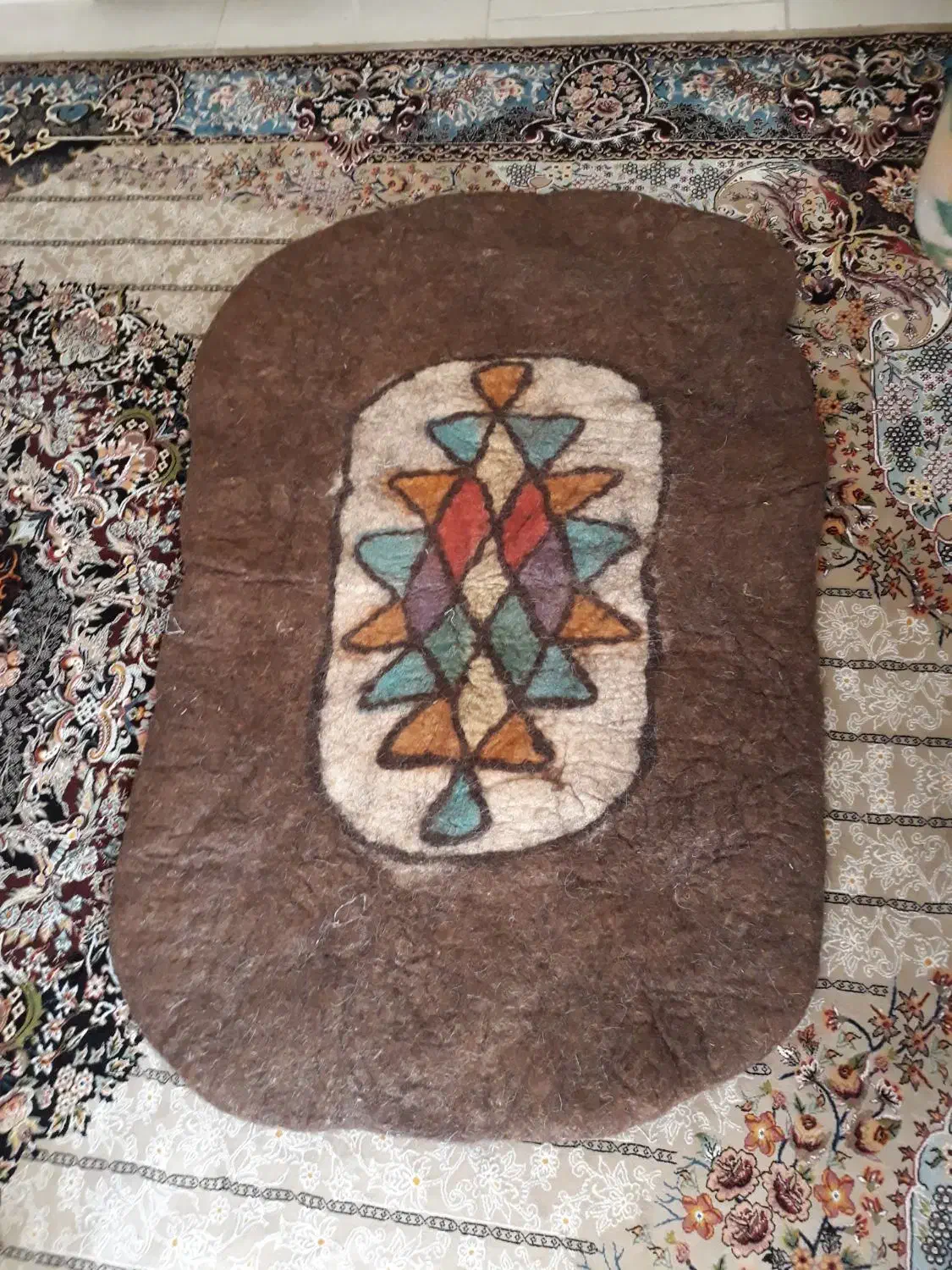 نمد پشمی بیضی و...|گلیم، جاجیم، گبه|اسلام‌شهر, شهرک مفیدی|دیوار