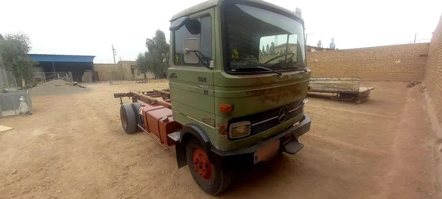 خاور ۶۰۸  درحد|خودرو سنگین|قم, شهرک فاطمیه|دیوار