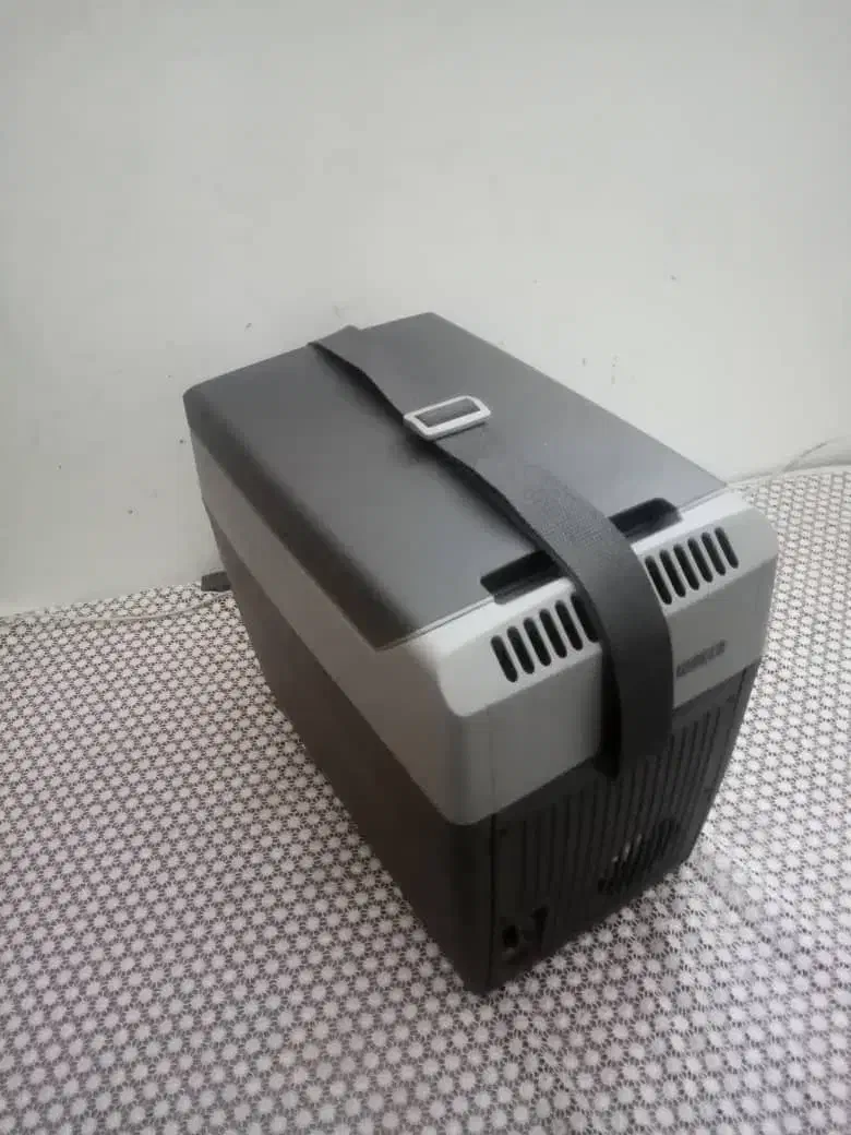 یخچال سرد و گرم خودرو وایکو 7 لیتری WAECO|قطعات یدکی و لوازم جانبی|تهران, نجات اللهی|دیوار