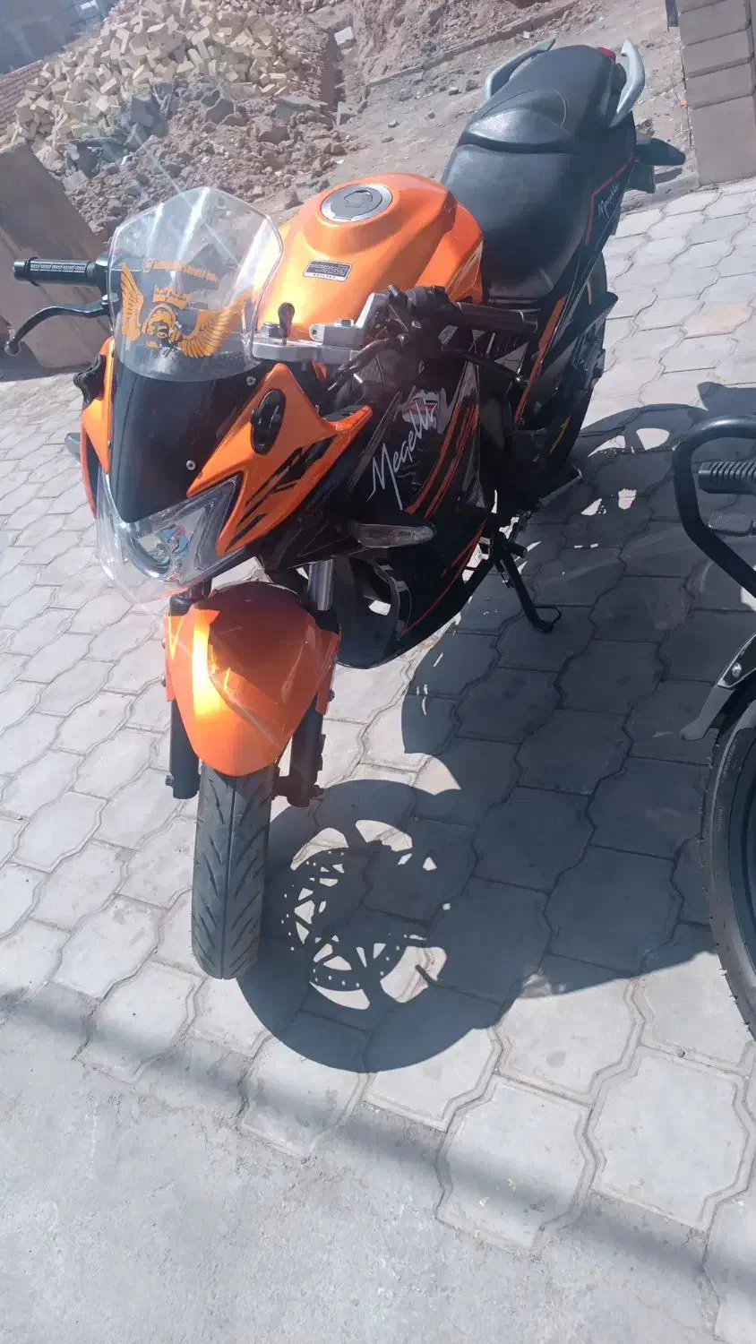 مگلی ۱۴۰۱|موتورسیکلت|کاشان, کارگر|دیوار