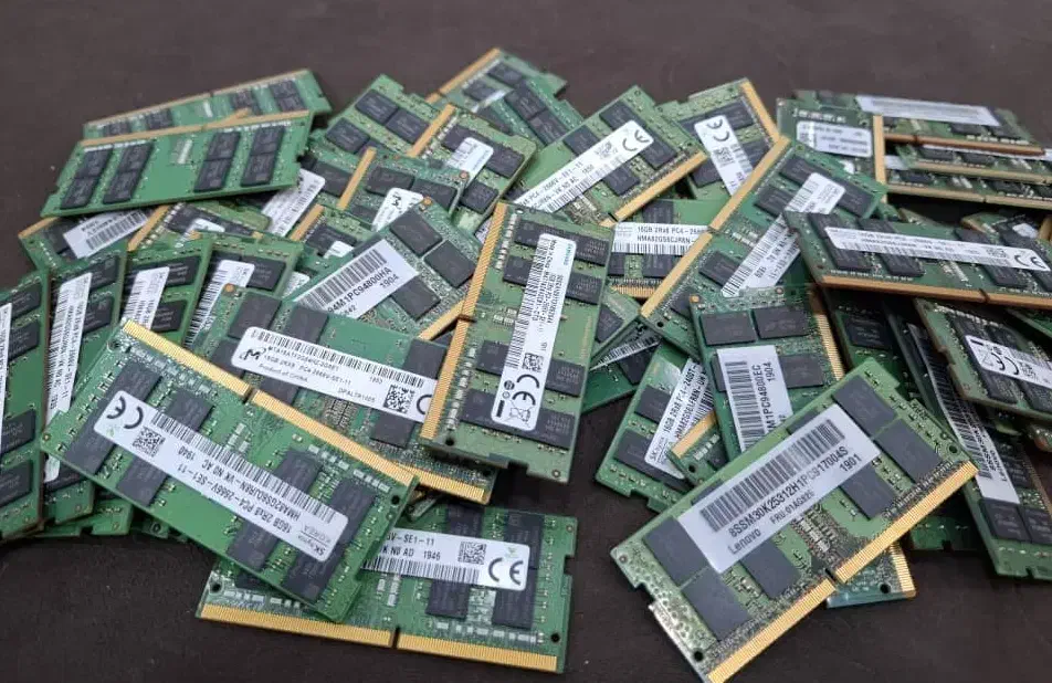 پخش رم لپ تاپ 1 2 4 ddr2 ddr3 مستقیم از واردکننده|قطعات و لوازم جانبی رایانه|تهران, میدان ولیعصر|دیوار