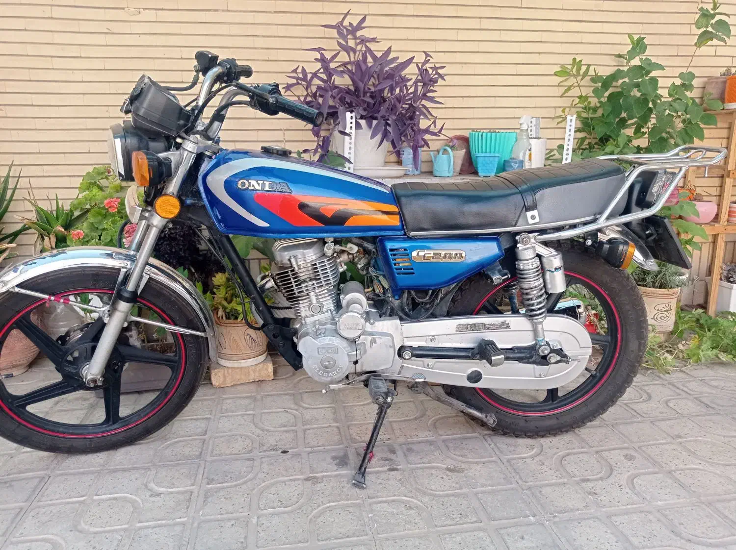 موتور سیکلت مدل ۹۵ ۲۰۰|موتورسیکلت|شاهین‌شهر, حافظ جنوبی|دیوار