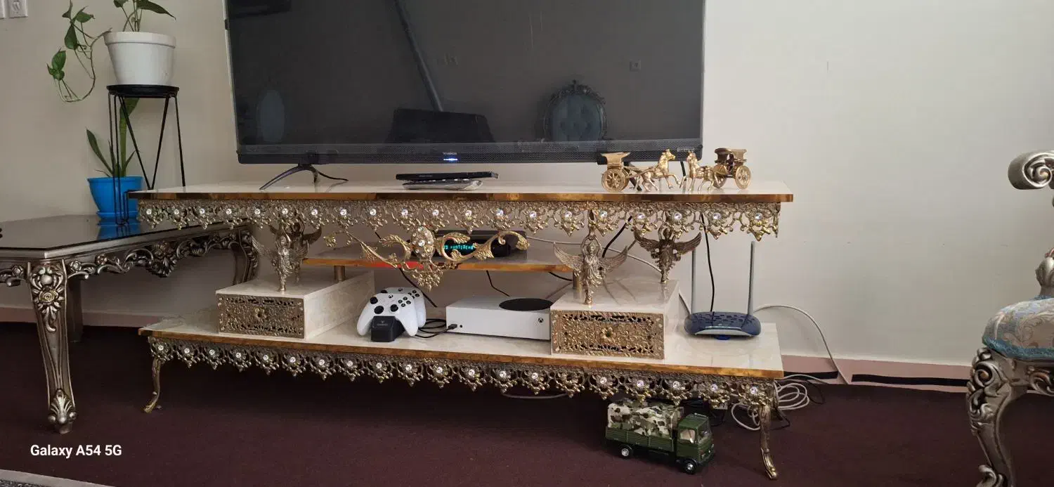 میز تلویزیون برنجی|میز تلویزیون|قرچک, شهرک طلائیه|دیوار