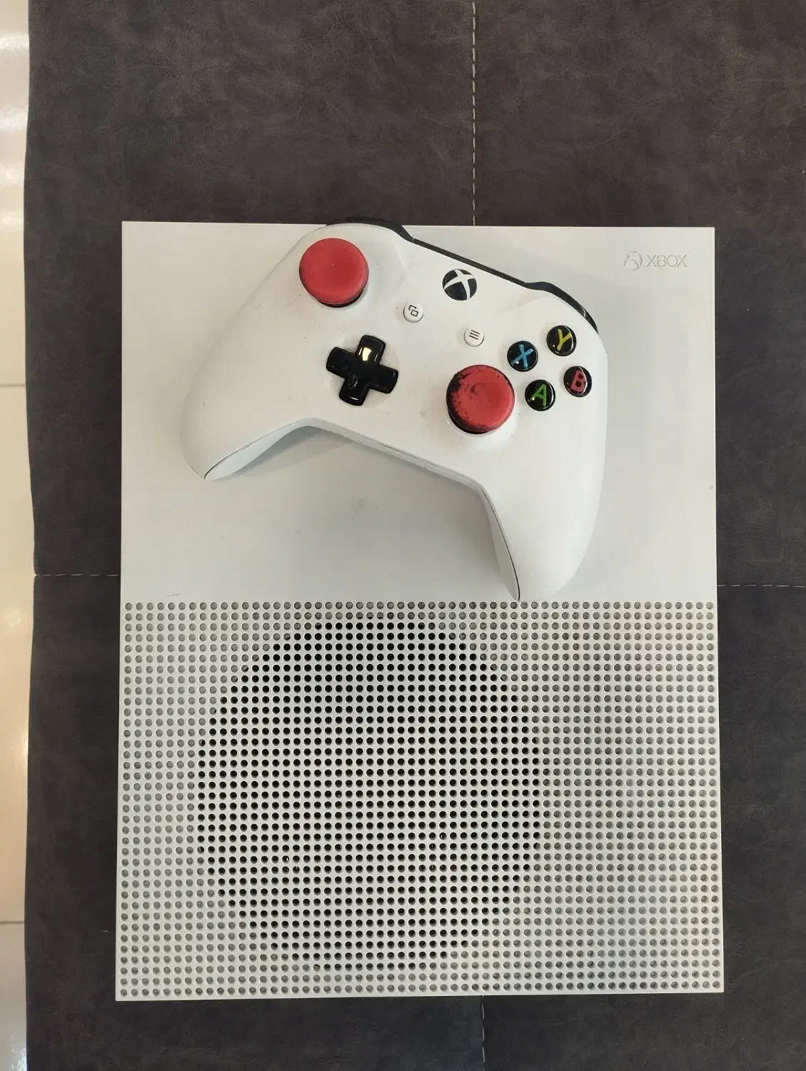 Xbox one s دو دسته بیسیم کاملا سالم|کنسول، بازی ویدئویی و آنلاین|آمل, |دیوار