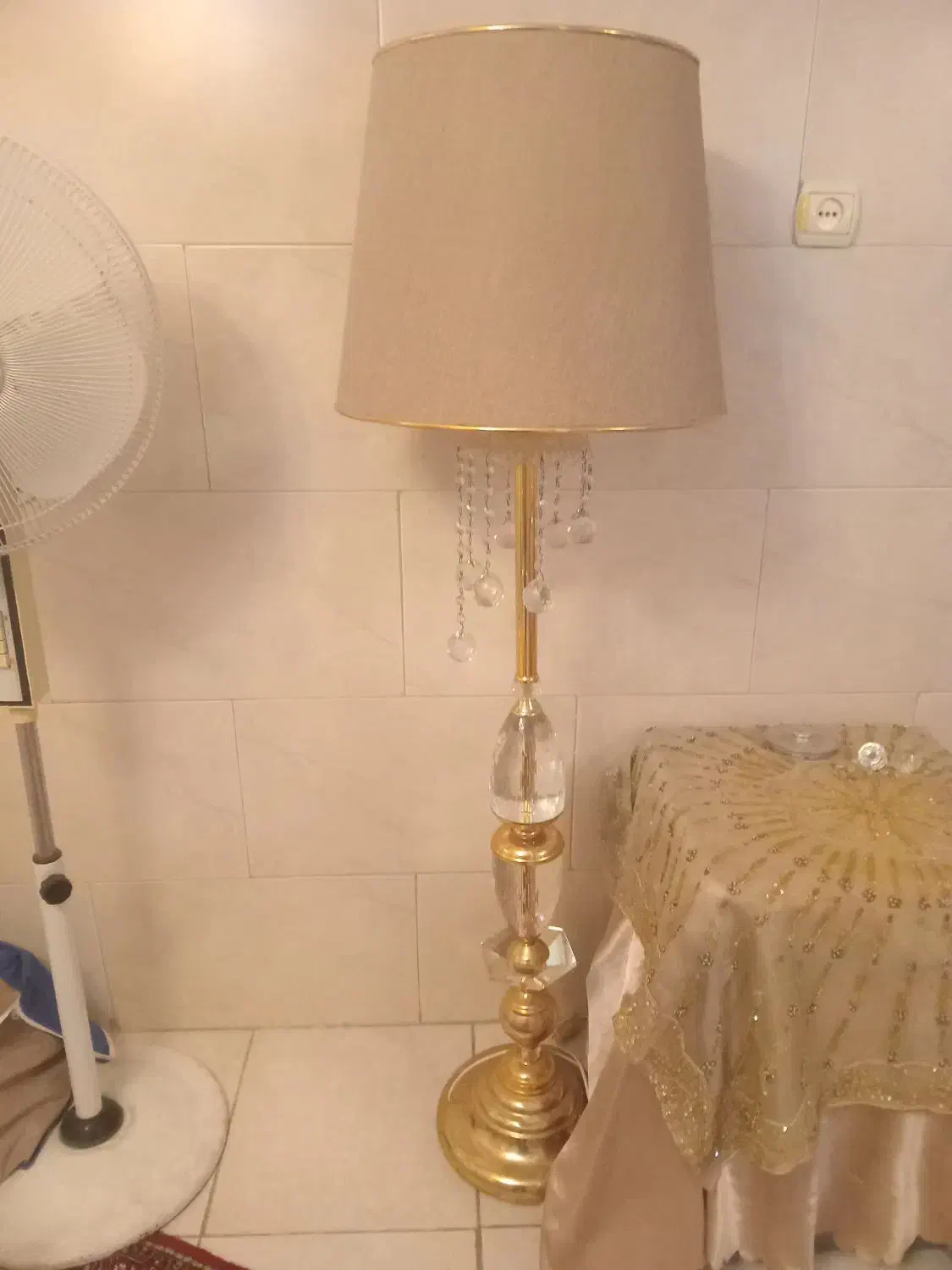 آباژور کنار مبل|چراغ خواب و آباژور|ورامین, ورامین|دیوار