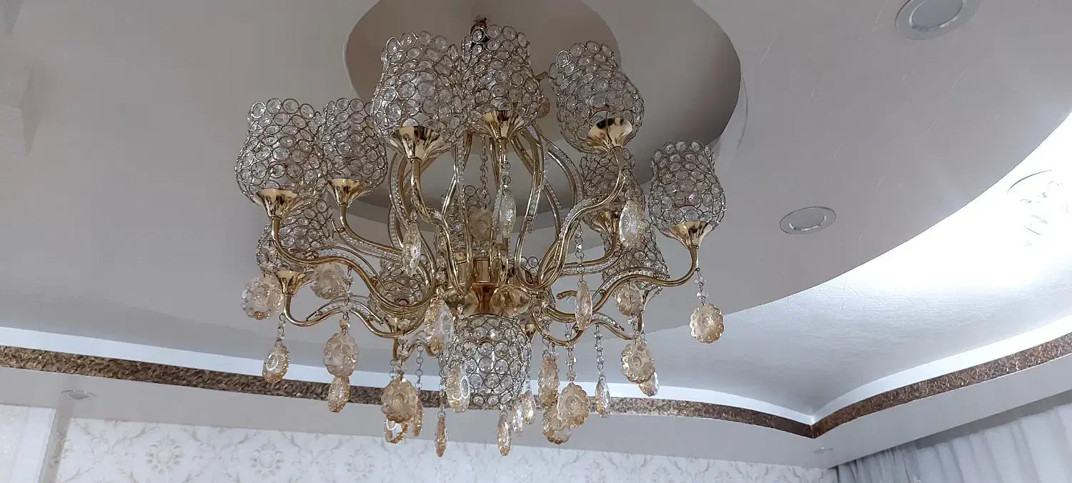 لوستر در حد نو|لوستر و چراغ آویز|فولادشهر, C3|دیوار