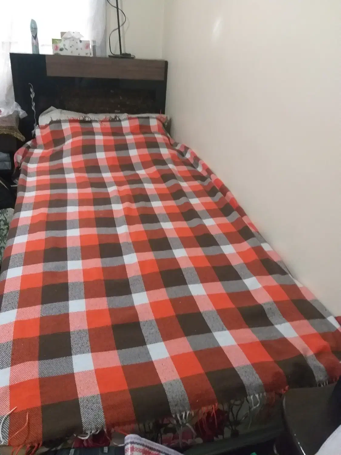 ۲ عدد تخت تکنفره به همراه تشک خوشخواب|تخت و سرویس خواب|تهران, توحید|دیوار