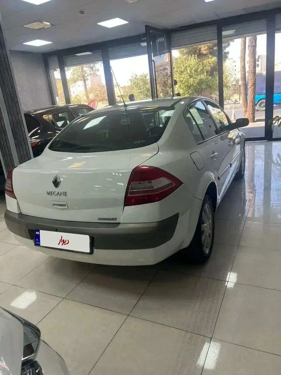 مگان مدل۱۳۹۱اتومات بیرنگ استثنایی|خودرو سواری و وانت|سمنان, |دیوار