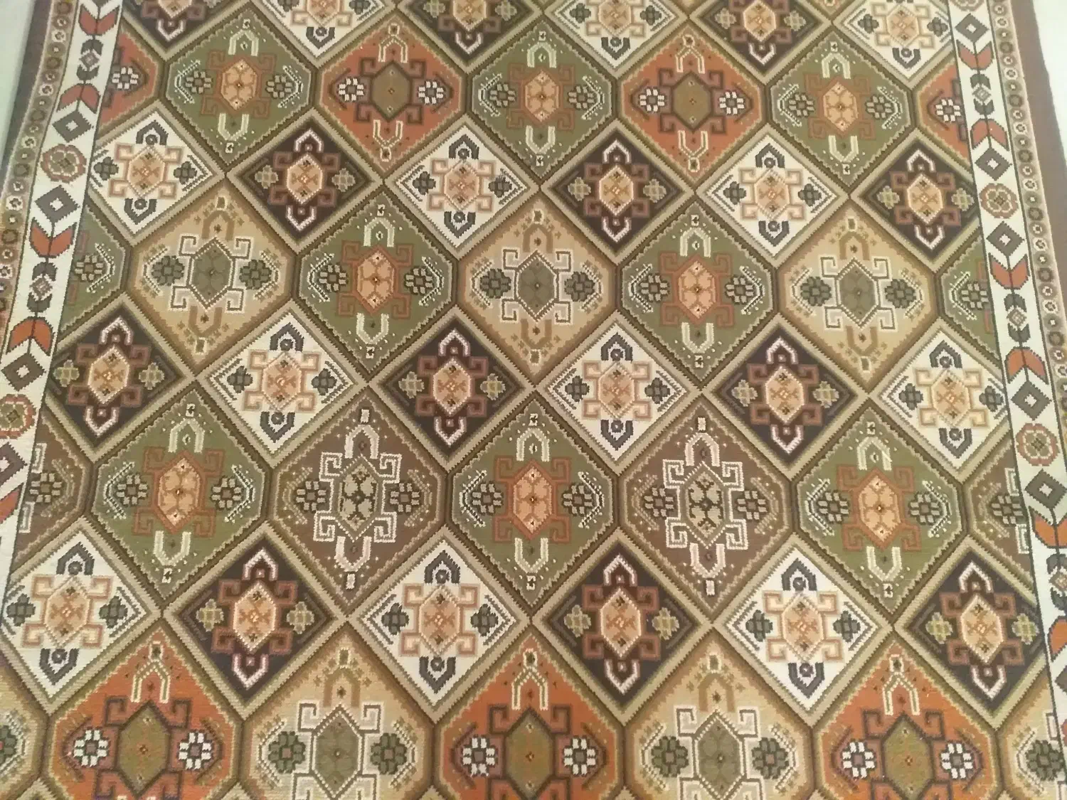 گلیم نو نو|گلیم، جاجیم، گبه|بروجرد, |دیوار