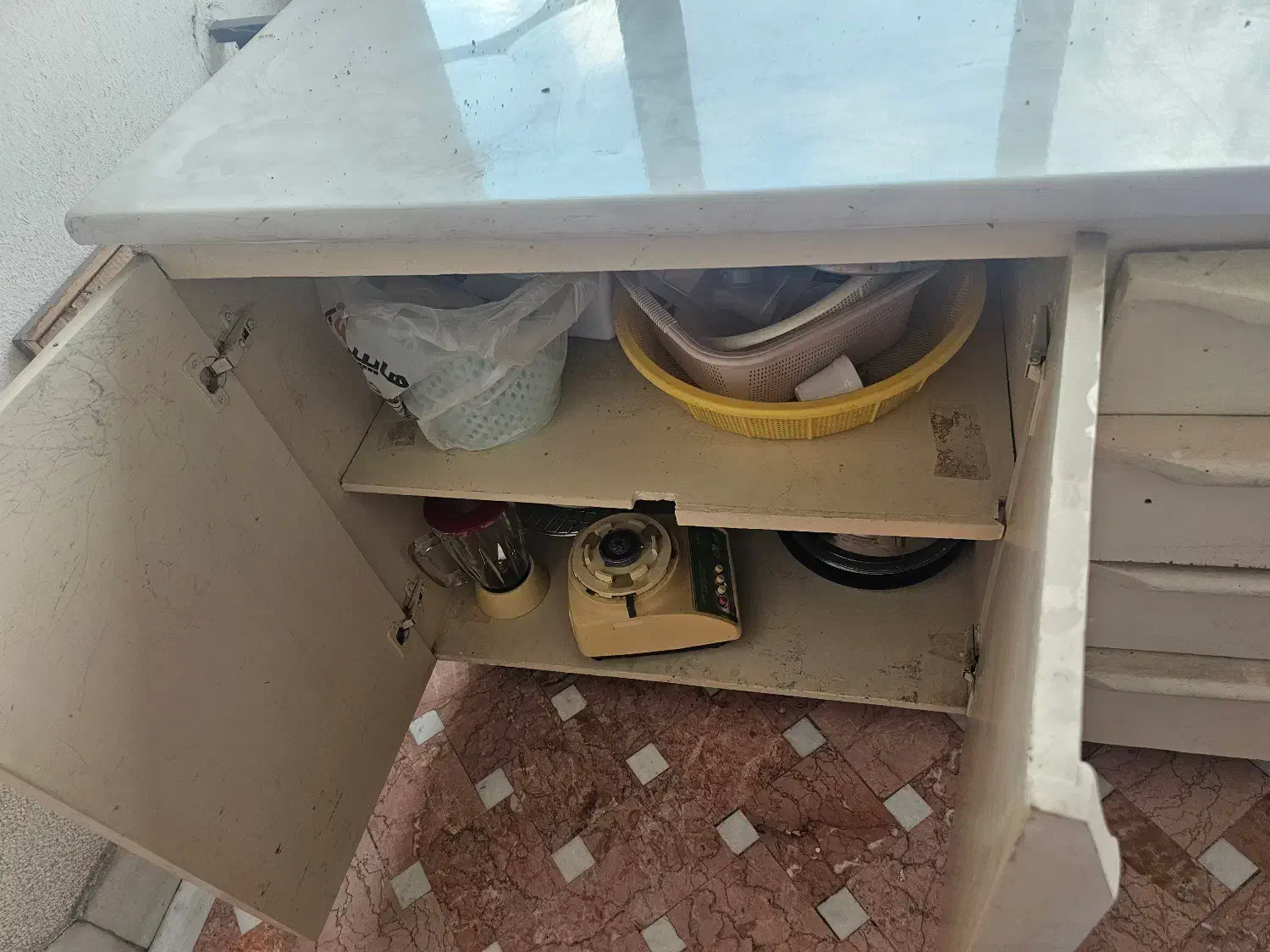 کابینت آشپزخانه|مبلمان خانگی و میز عسلی|رشت, بلوار گیلان|دیوار