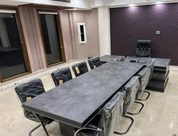 میز کنفرانس ۴نفره ۶نفره ۸نفره صندلی اداری مدیریت|مبلمان اداری|رشت, پیرکلاچای|دیوار