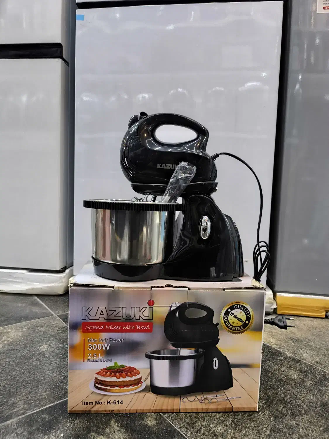 همزن کاسه دار 2ونیم لیتری کازوکی 5 سرعت ضمانت دار|خردکن، آسیاب، غذاساز|مشهد, طلاب|دیوار