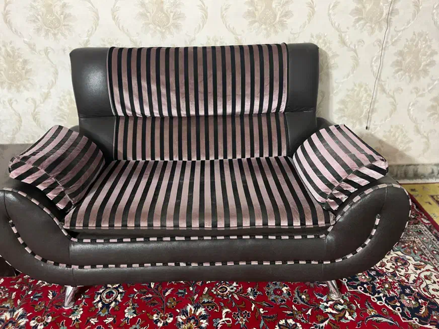 مبل راحتی ۹ نفره|مبلمان خانگی و میز عسلی|مشهد, رضاشهر|دیوار