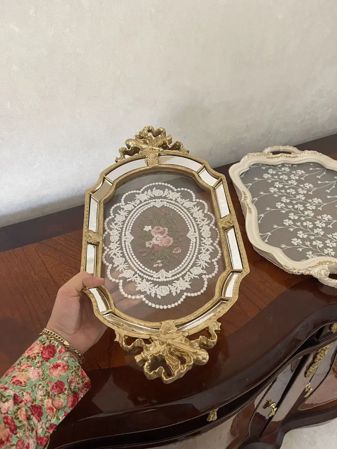 سینی|صنایع دستی و سایر لوازم تزئینی|اصفهان, درب کوشک|دیوار