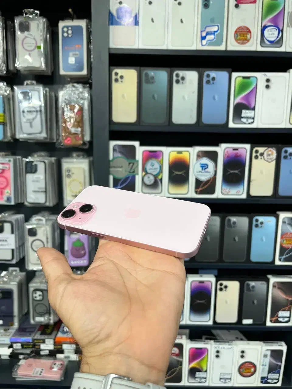 آیفون 15 با کمترین پیش پرداخت با اقساط بلند مدت|موبایل|رشت, بازار|دیوار