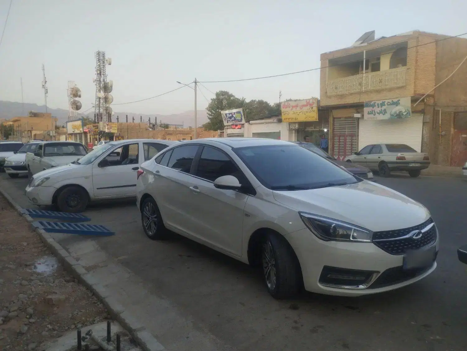 اریزو ۵|خودرو سواری و وانت|کرمان, |دیوار