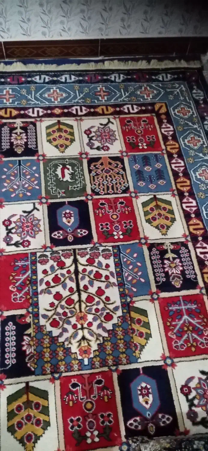 دو جفت گلیم فرش|گلیم، جاجیم، گبه|خرم‌آباد, |دیوار