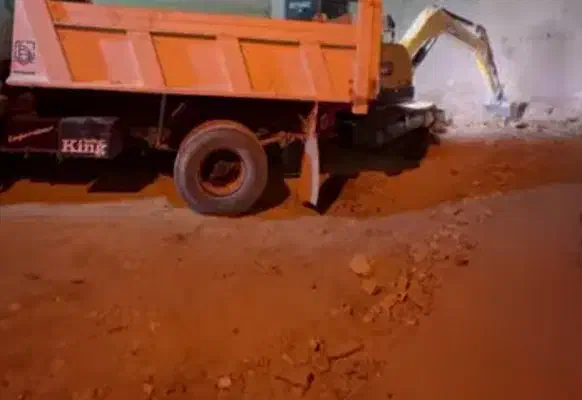 حمل نخاله با کارگر و بدون کارگر|خدمات حمل و نقل|اصفهان, آبشار|دیوار