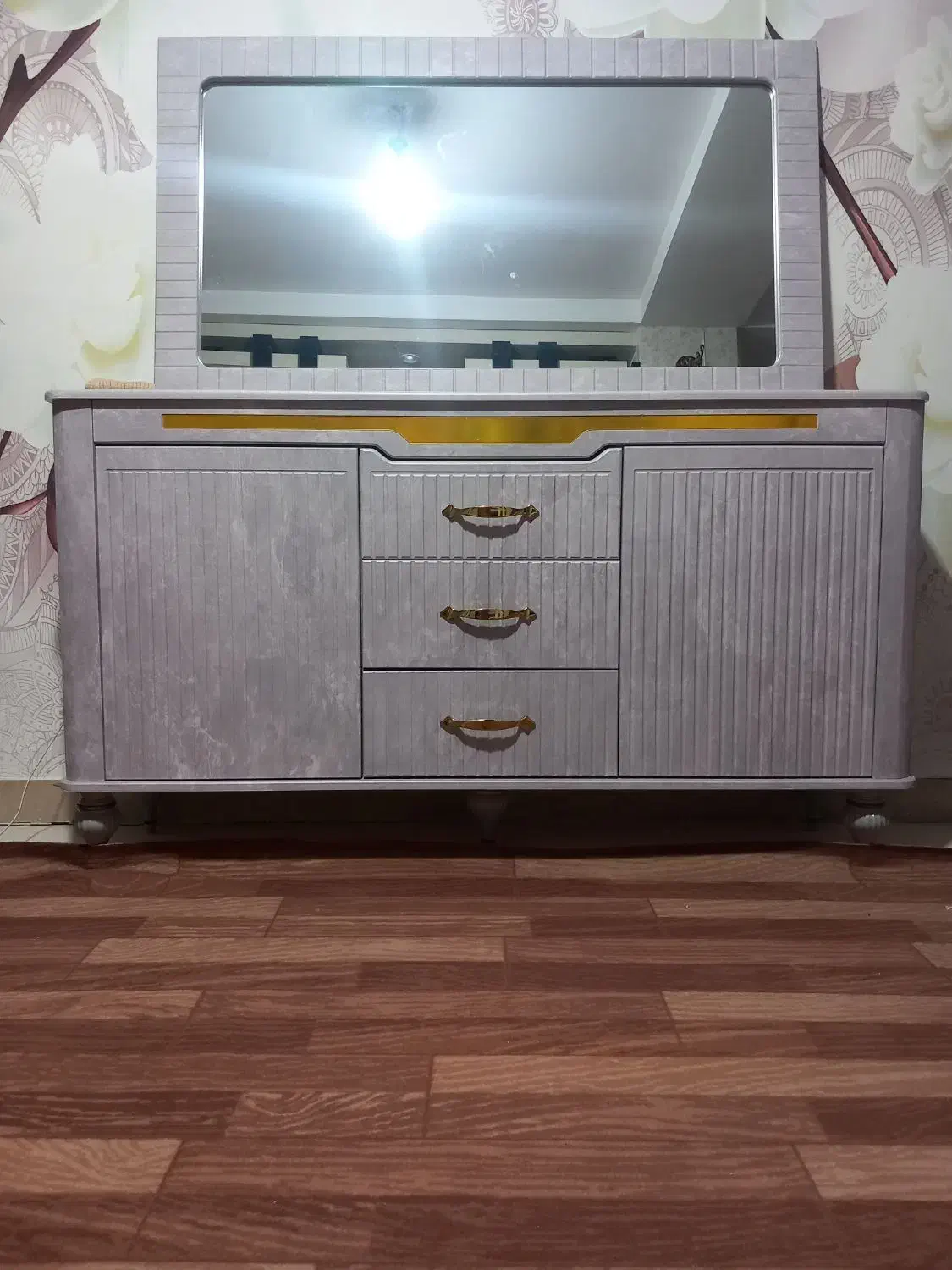 اینه کنسول نو نو|بوفه، ویترین، کنسول|سمنان, |دیوار