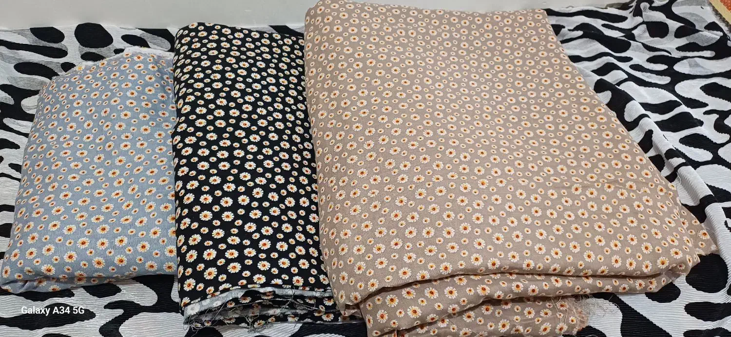 پارچه پارچه|لباس|نیشابور, کشتارگاه|دیوار