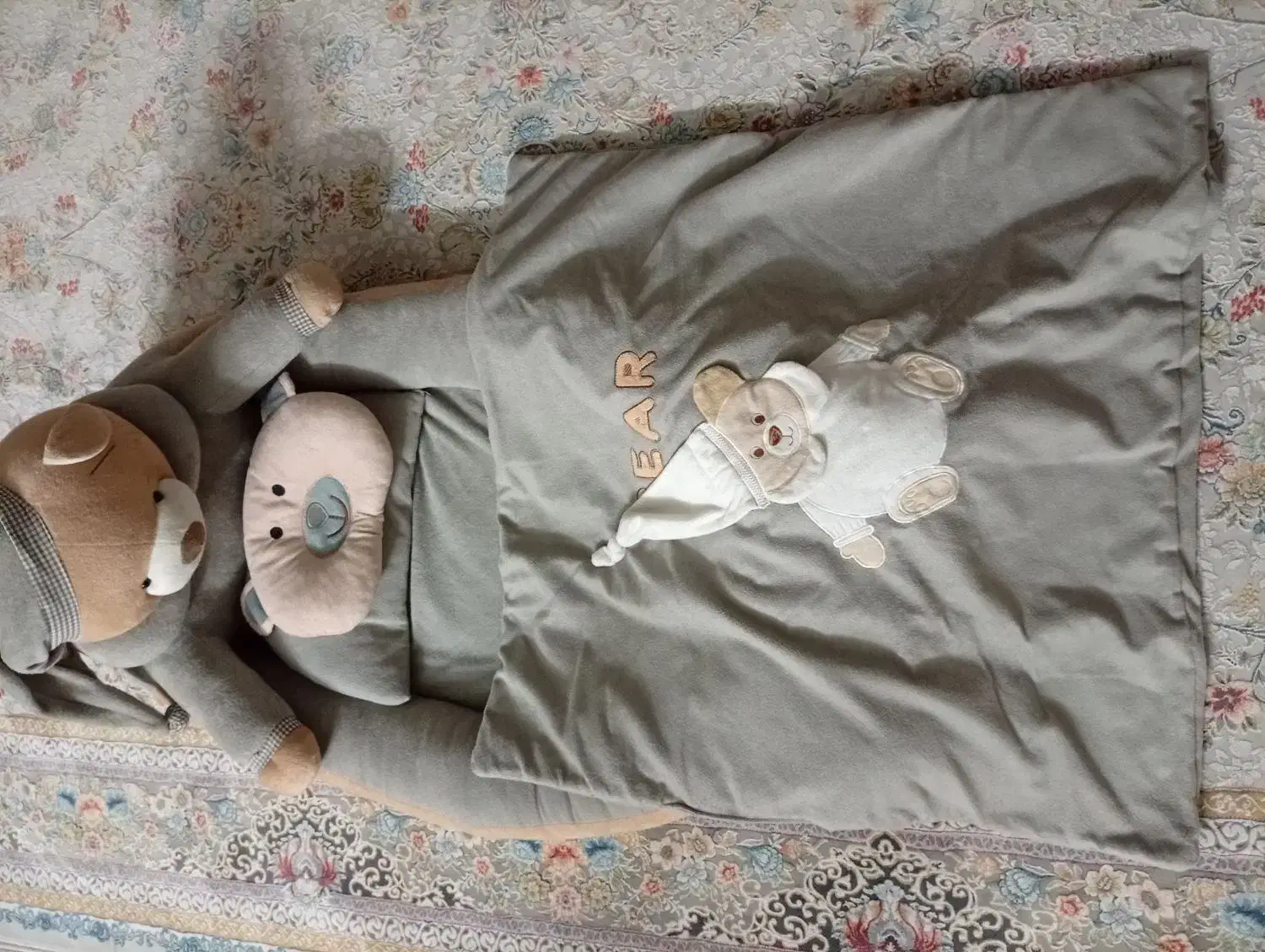 تشک بچه|اسباب و اثاث بچه|باقرشهر, |دیوار