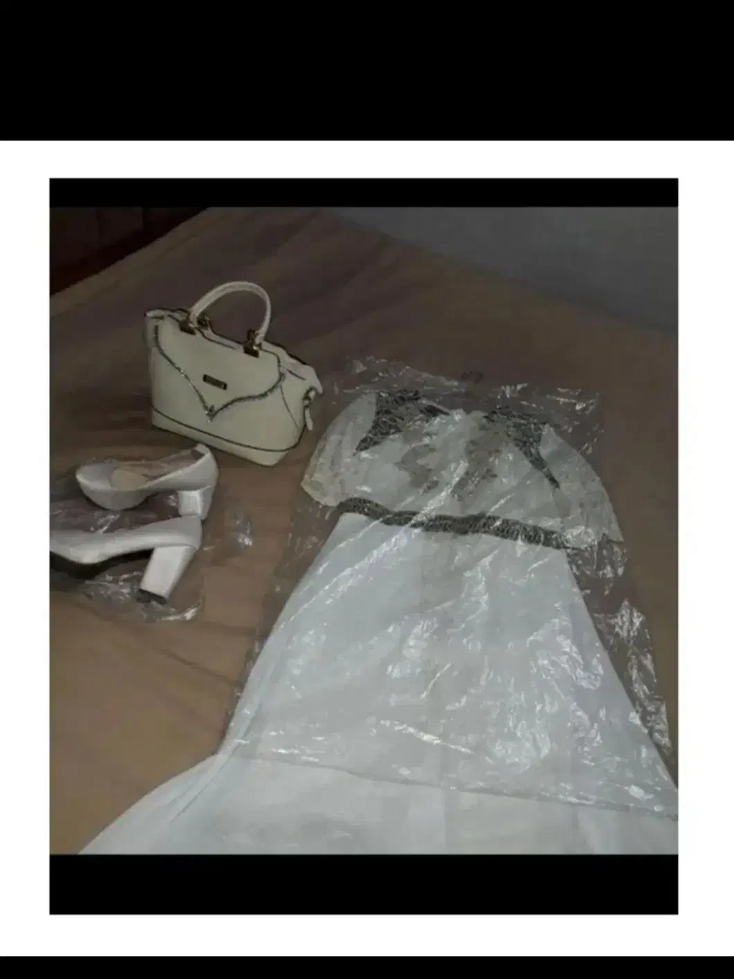 وسیله|لباس|تهران, مختاری|دیوار