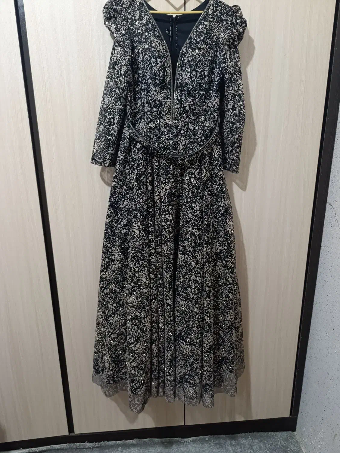 لباس مجلسی|لباس|هندیجان, |دیوار