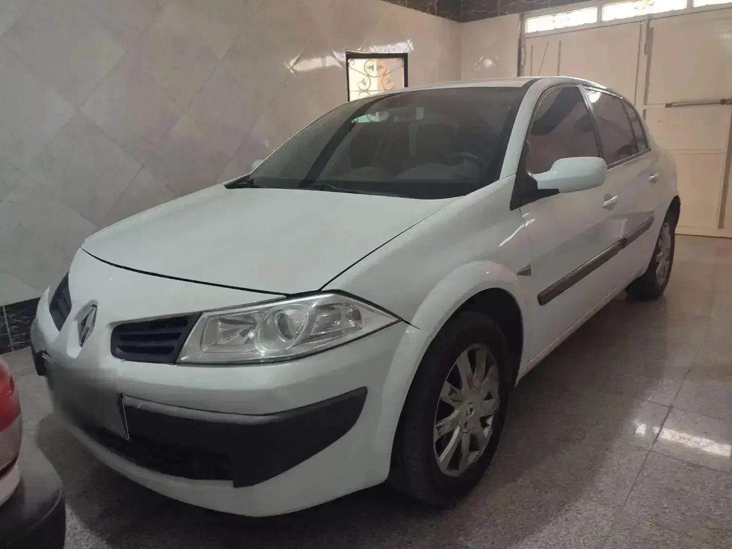 رنو مگان 2000cc، مدل ۲۰۰۹ (۱۳۸۸)|خودرو سواری و وانت|الیگودرز, |دیوار
