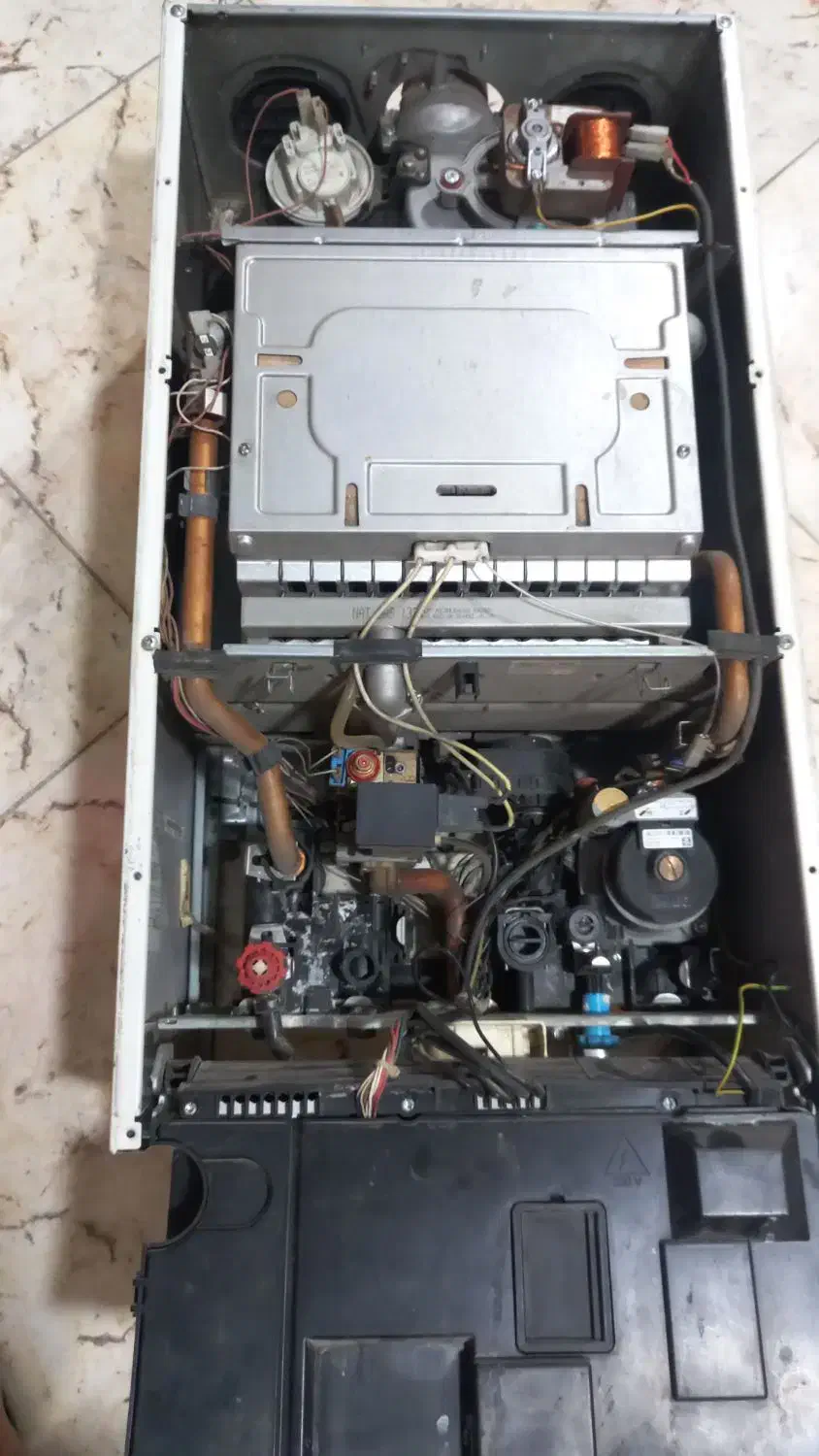 تعمیرات پکیج موتورخانه پمپ اب|آبگرمکن، پکیج، شوفاژ|هشتگرد, هشتگرد قدیم|دیوار