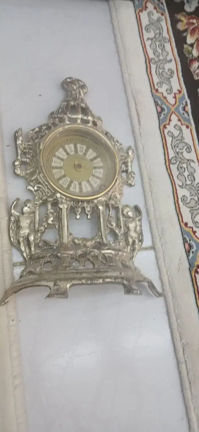 سا عت اینه و شمعدان|کلکسیون اشیاء عتیقه|قم, کیوانفر|دیوار