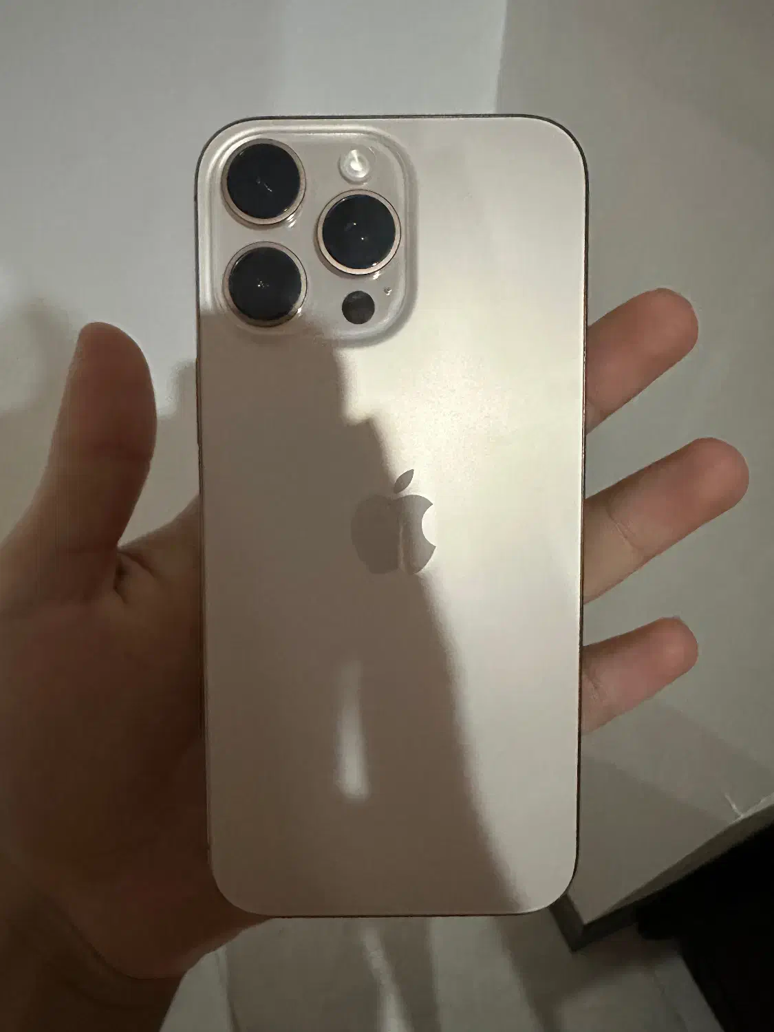 ۱۶ مکس باتری ۱۰۰  ۲۵۶گیگ بدون خط و خش|موبایل|تهران, شهرک دانشگاه شریف|دیوار