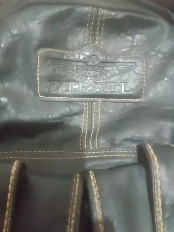 کیف کوله پشتی چرم دیزل|کیف، کفش، کمربند|اصفهان, باتون|دیوار