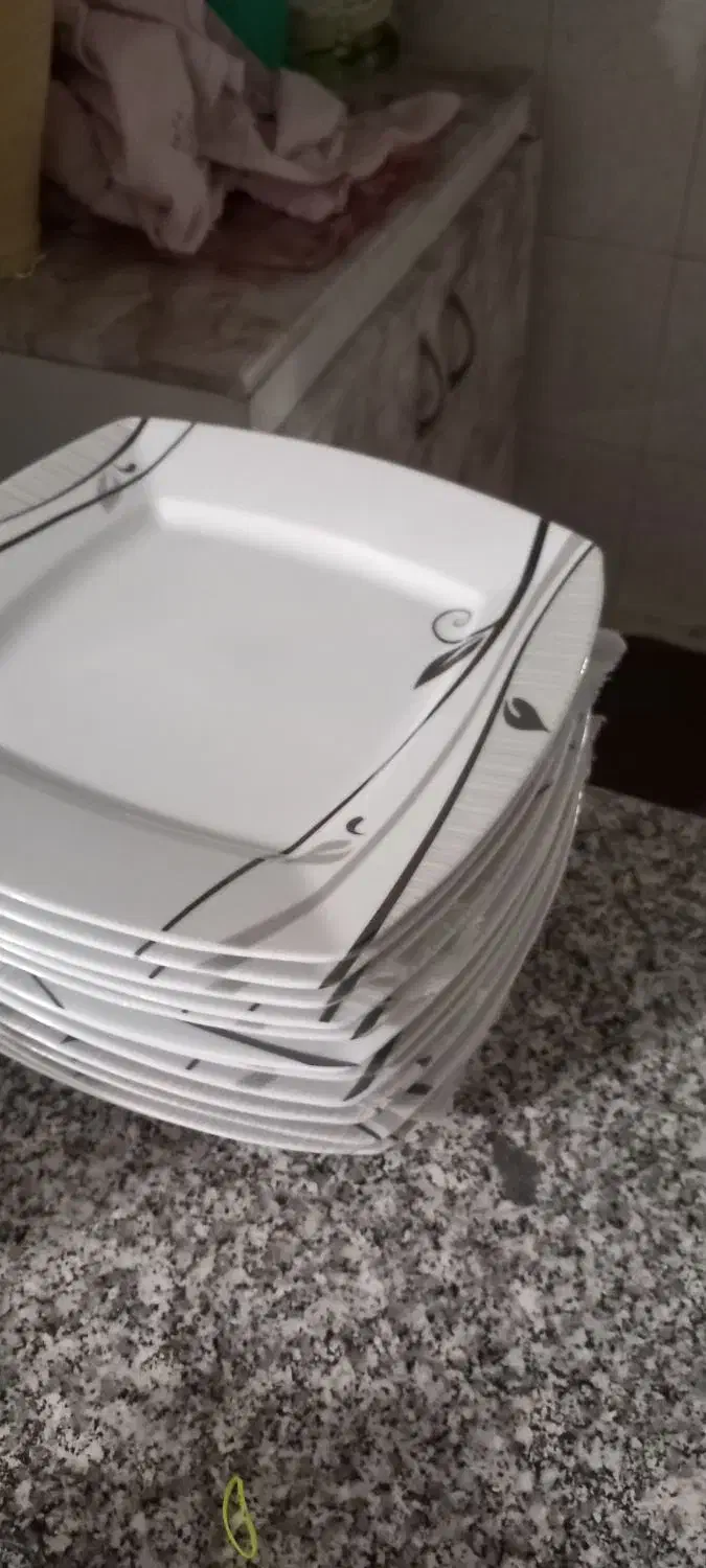 چینی ۱۲|سرویس روتختی|همدان, |دیوار