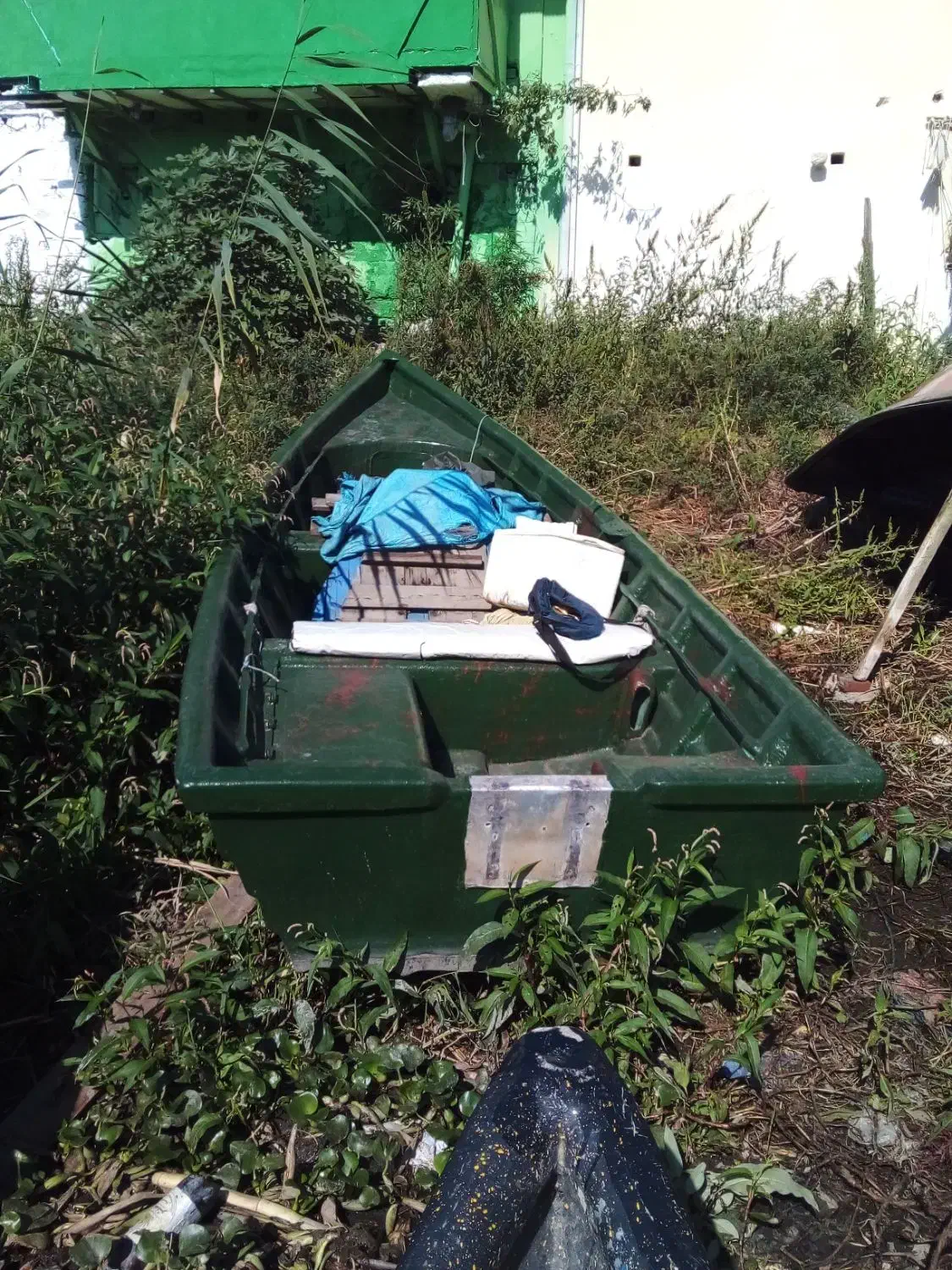 قایق.موتور و لوازم جانبی|قایق و سایر وسایل نقلیه|بندر انزلی, میان پشته|دیوار