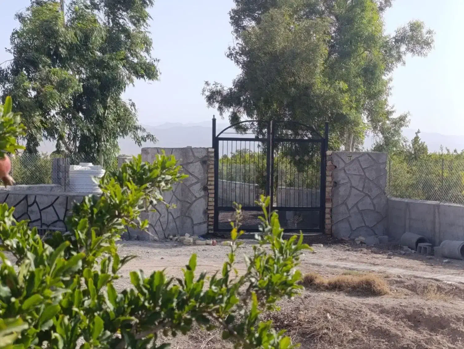 فروش باغ نقلی و سرسبز زیر قیمت|فروش زمین و ملک کلنگی|ساوه, |دیوار